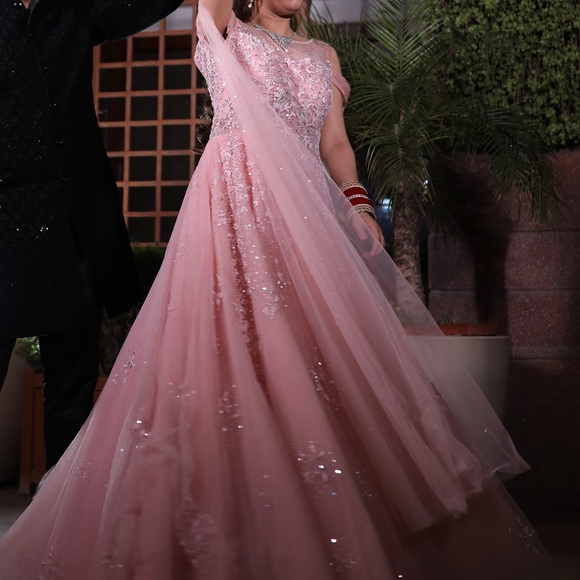 Shankuntlam Beautiful Pink Heavy Wedding Ball Gown with bell sleeves - Picture 4 of 6
